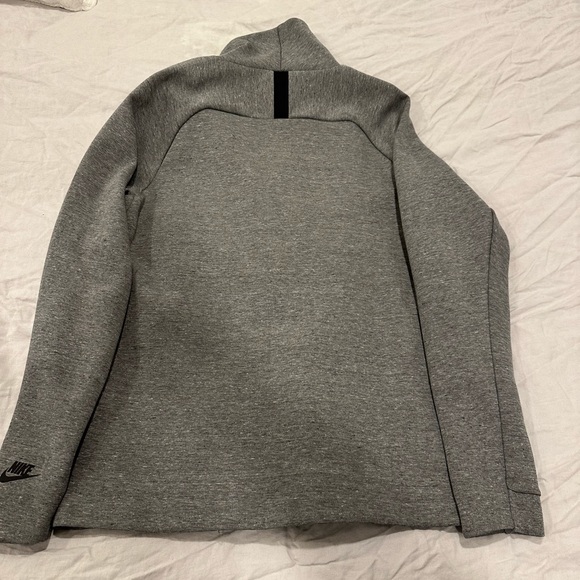 Nike collared zip up - Picture 2 of 4